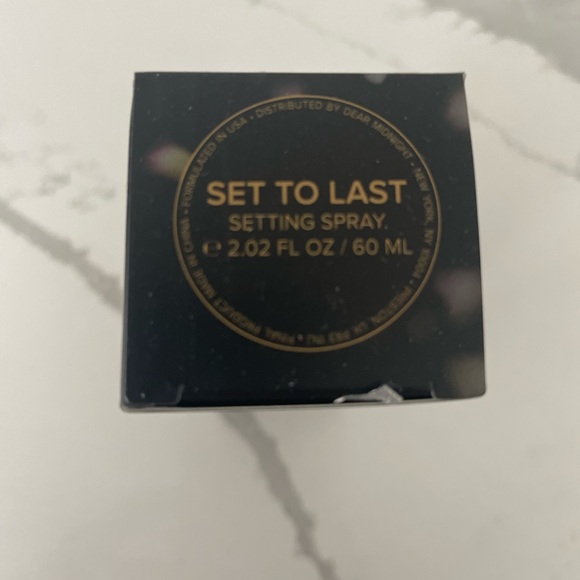 NIB Dear Midnight Set to last -setting spray - Picture 2 of 3